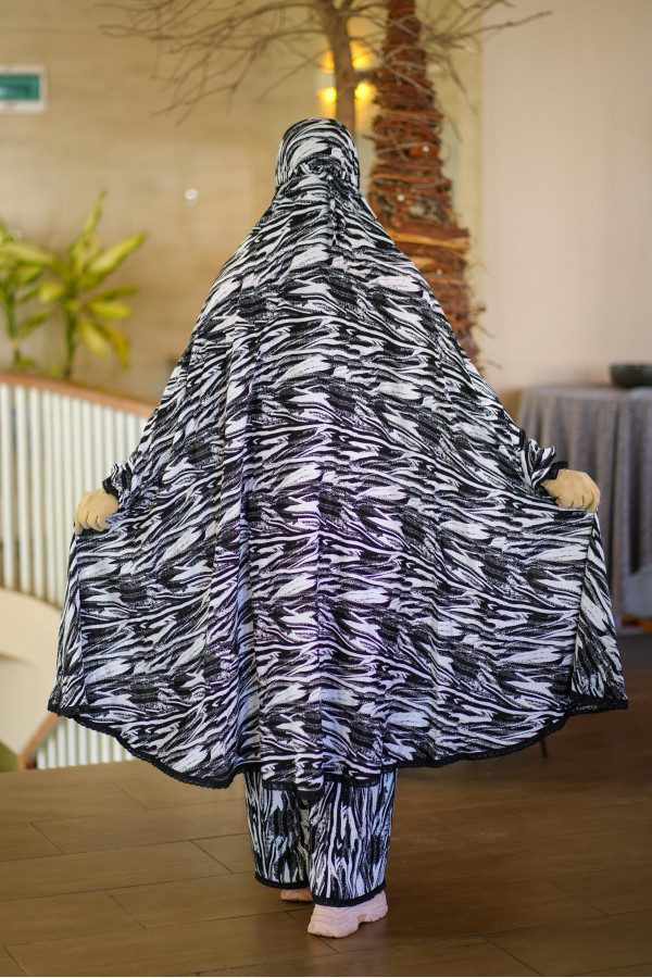 WhatsApp_Image_2025_09_25_at_17_31_08_f55126ca-600x900